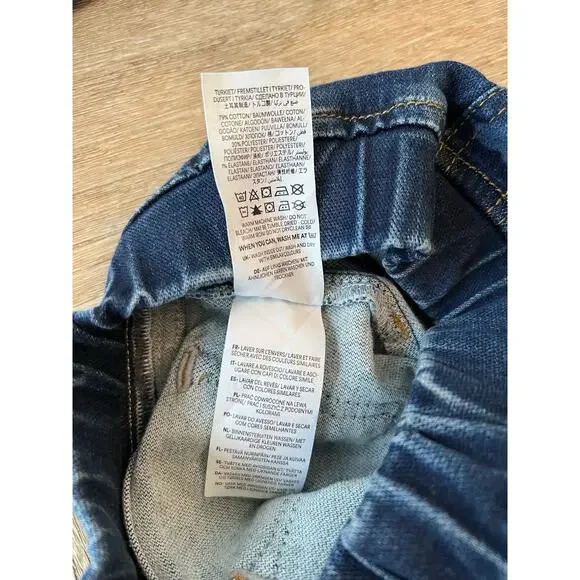 Mini Boden Girls Heart Print Blue Jeans Denim Pull On Skinny Size 4-5 EUC - Picture 3 of 4